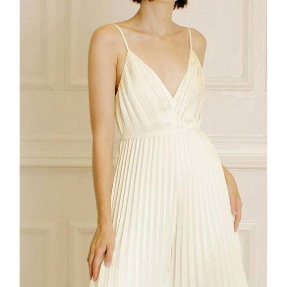 NEW STORIA always sophisticated jumpsuit in cream - Picture 1 of 4